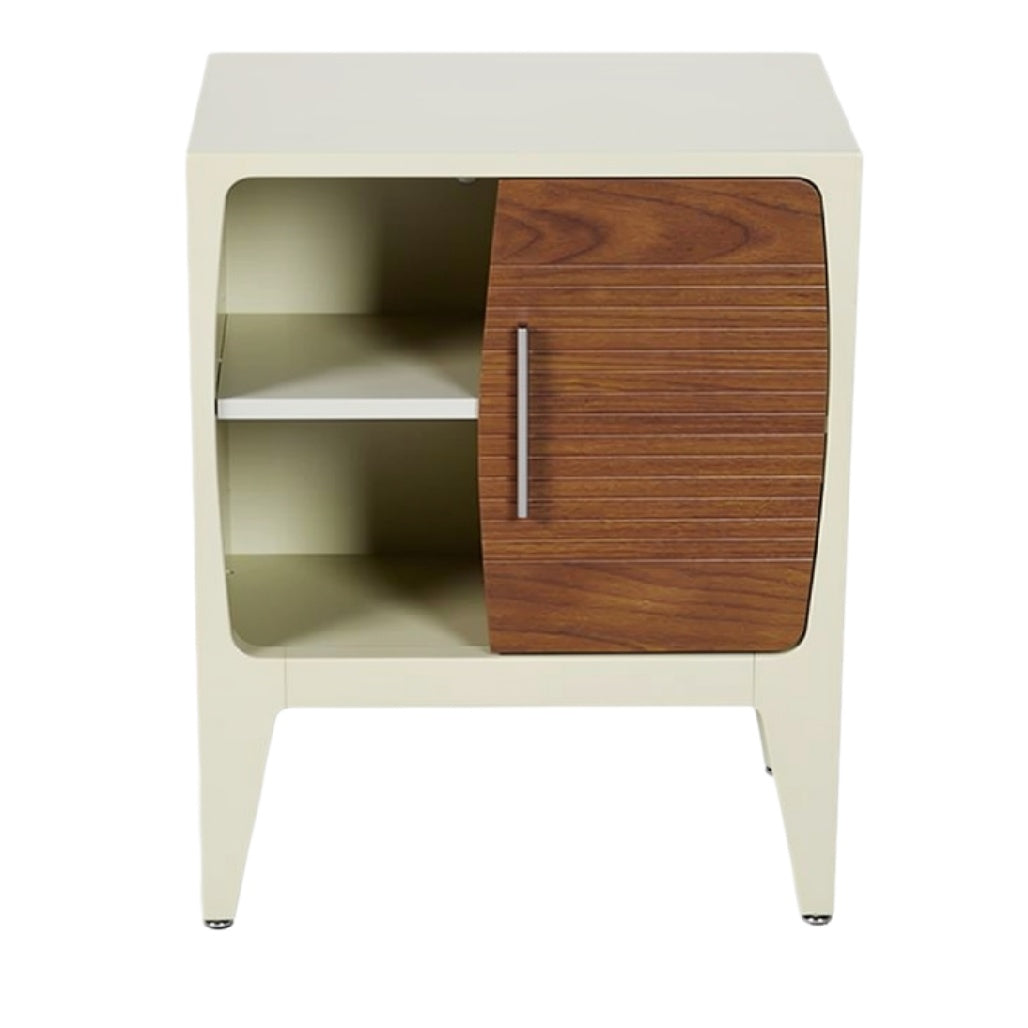 Moderne nachttafel met houten deur en open planken